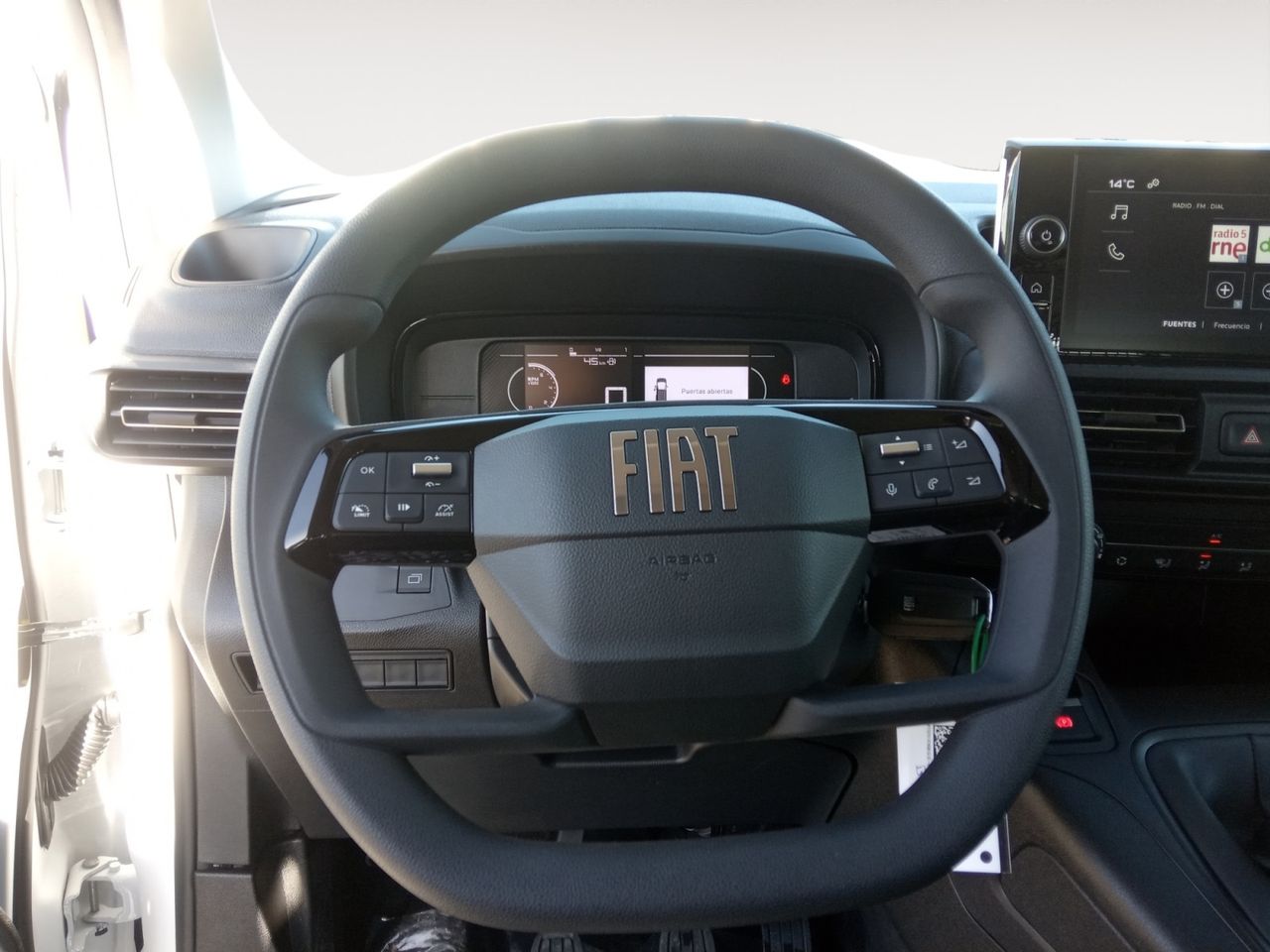 Fiat Doblò SERIES 4 COMBI M DIESEL 100CV MANUAL